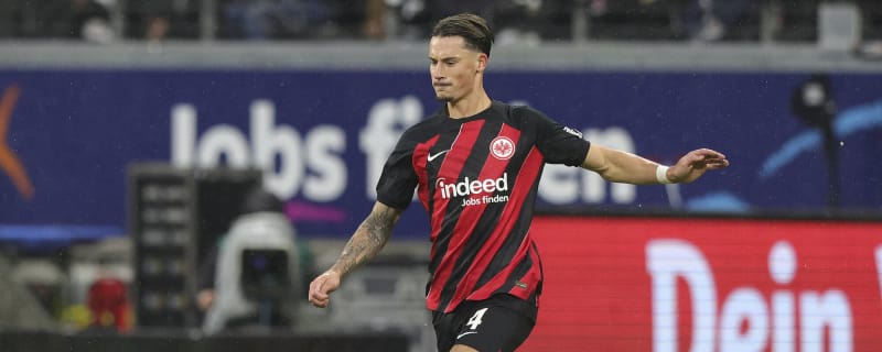 £40k-a-week Leeds player set for transfer talks imminently