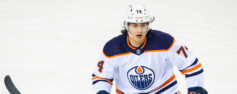 NowThis on X: NHL defenseman Ethan Bear of the Edmonton Oilers wore a  special jersey for his team's return to the ice on July 28. It featured his  last name in Cree