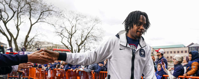 Pacers Signing Tristen Newton To Two-Way Deal