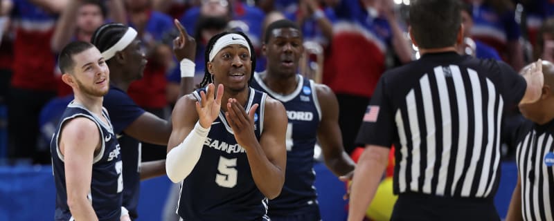 Watch: Phantom foul erases incredible Samford block