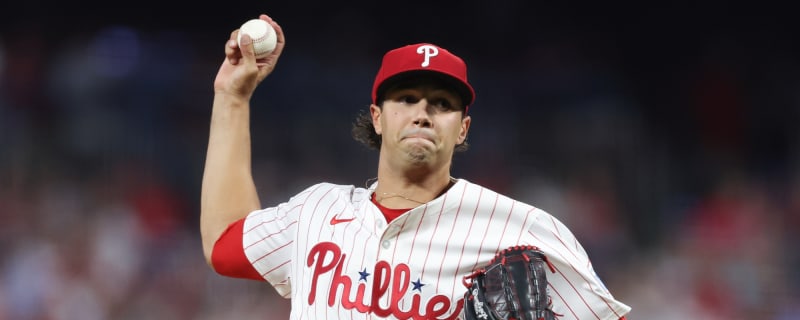 Marlins acquire pitcher from NL East rival