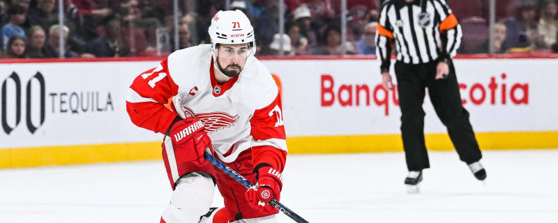 Dylan Larkin contract: Red Wings captain agrees to 8-year extension -  DraftKings Network