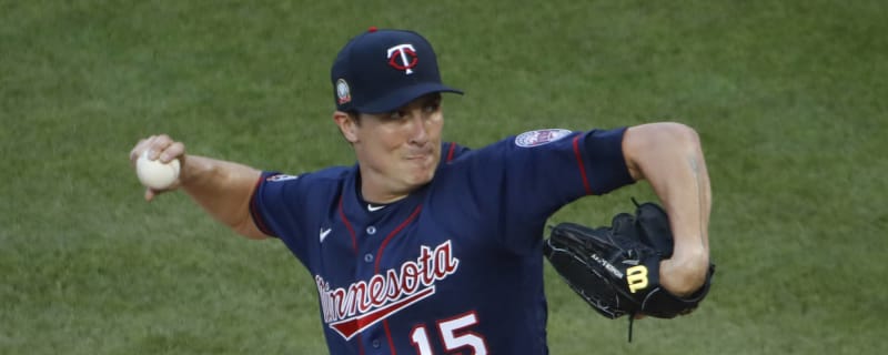 Athletics sign Homer Bailey to minor-league contract