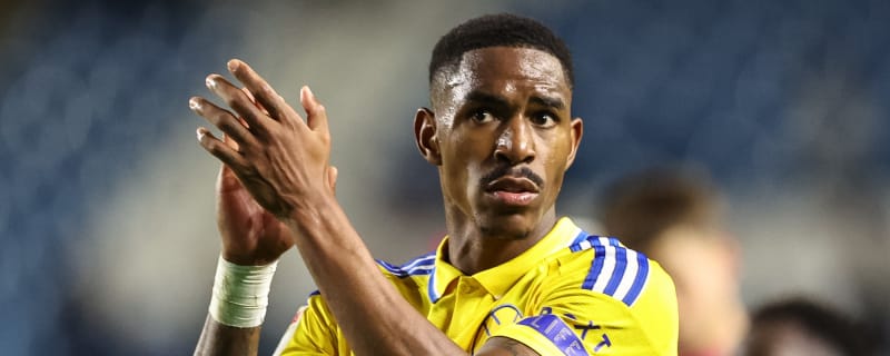 Key Leeds player open to new contract but will push to leave in January if no agreement found