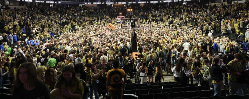 ESPN analyst says court storming could 'stop tomorrow'