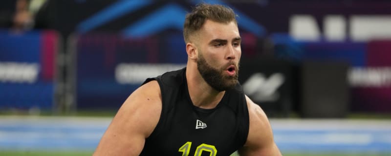 Former Steelers Offensive Tackle Signs with New England Patriots