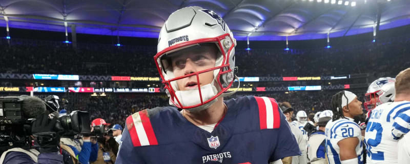 Insider explains why Patriots may sit QB Mac Jones vs. Giants