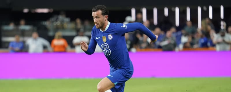 Crystal Palace provide last minute Chelsea escape for senior player according to scout