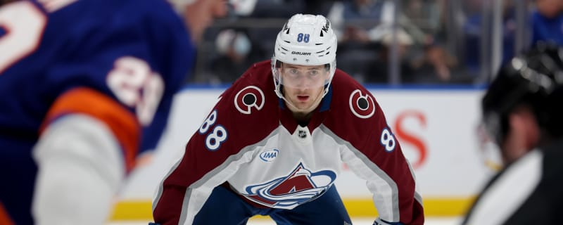 Martin Necas Scores First Goal with Avalanche