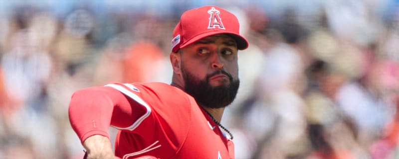 Red Sox add more pitching depth, sign LHP to multiyear deal