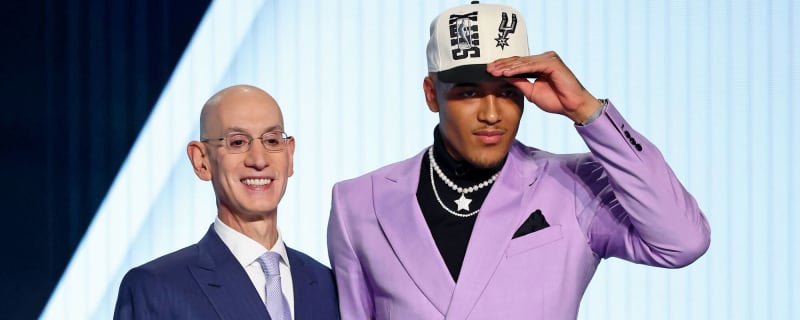 Jeremy Sochan rookie diary: Spurs' Rising Star dishes on hair, flair,  fashion & more (Part I)