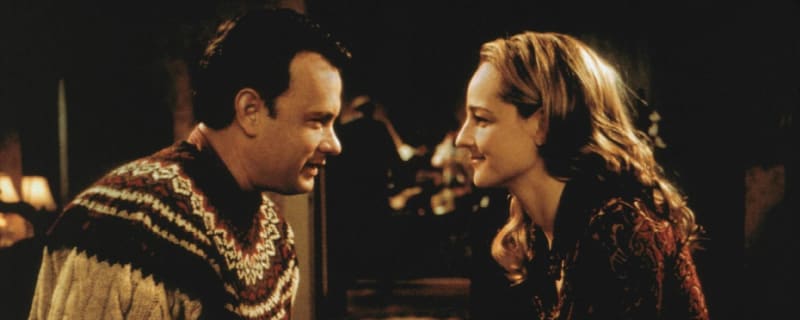 Helen Hunt explains why her 'Cast Away' kiss with Tom Hanks wasn't romantic at all