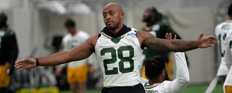 Former Packers RB AJ Dillon Medically Cleared, Looking To Play In 2025