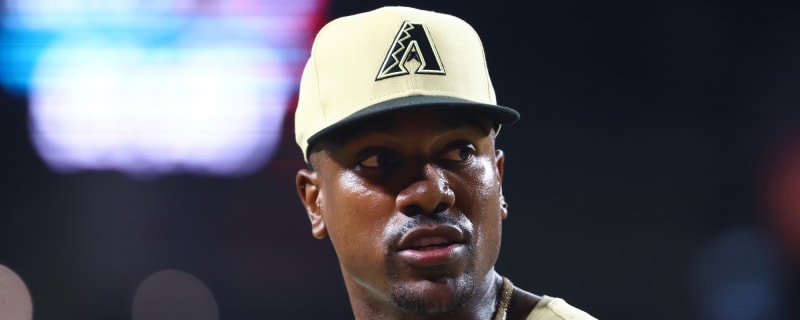 Diamondbacks designate hard-throwing righty for assignment