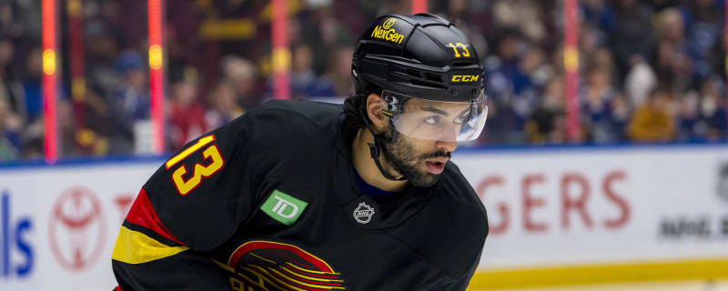 Vancouver Canucks Send Arshdeep Bains Down to AHL For Good, Call-Up Top Prospect Aatu Raty to Take His Place