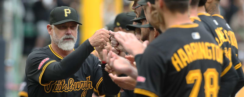 Pirates fans voice frustration with ownership