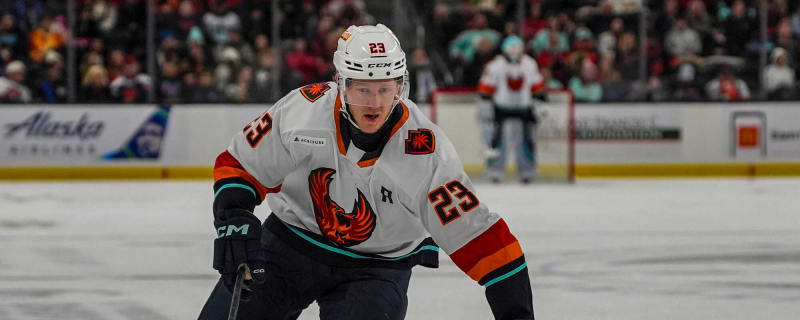 Kraken recall Gustav Olofsson, Ryker Evans day-to-day