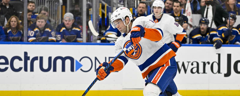 Injuries, Bad Timing, But a Positive Attitude: How Oliver Wahlstrom Saved His Islanders’ Career