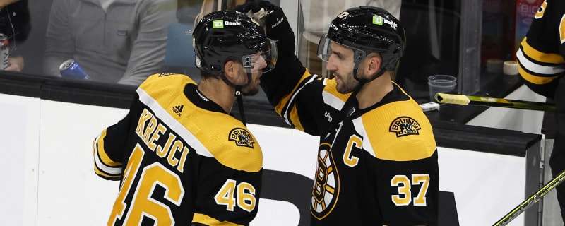 Bruins give update on pair of longtime stars