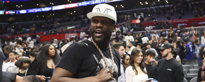 Superstar Floyd Mayweather announces next fight in Mexico for massive rematch