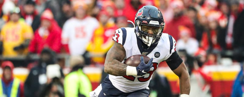 Carlos Hyde signing with Seattle Seahawks 