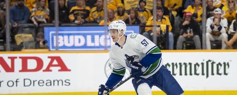 Insider provides update on Vancouver Canucks defenceman Tyler Myers