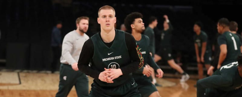Hawks Sign Joey Hauser To Exhibit 10 Deal