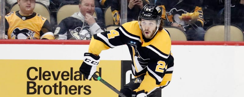 Out of place in AHL, Penguins defenseman Ty Smith is working to