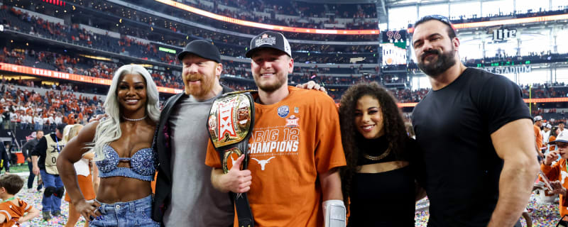 EXCLUSIVE: Samantha Irvin "Broke That Mold" For Ring Announcing Says Vic Joseph