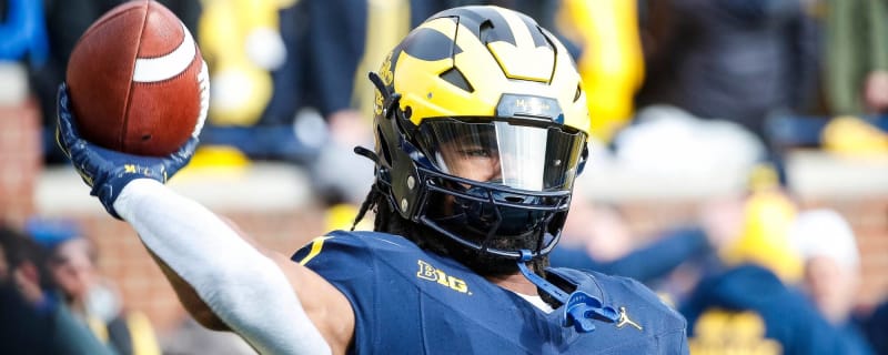 Watch: RB completes huge pass to help Michigan beat Ohio State