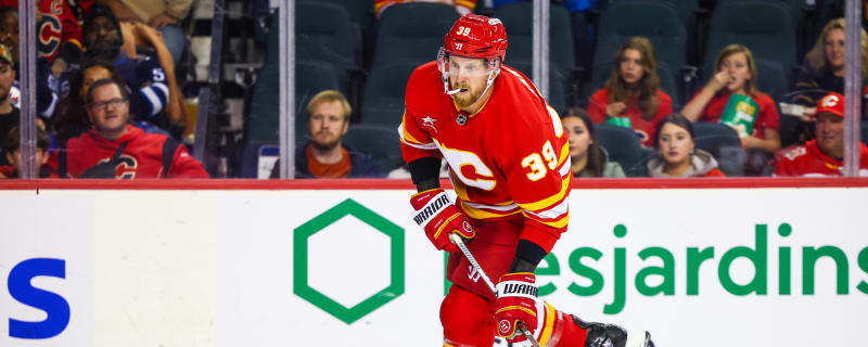 Top-5: A Gordie Howe hat trick for Mantha in his Flames debut