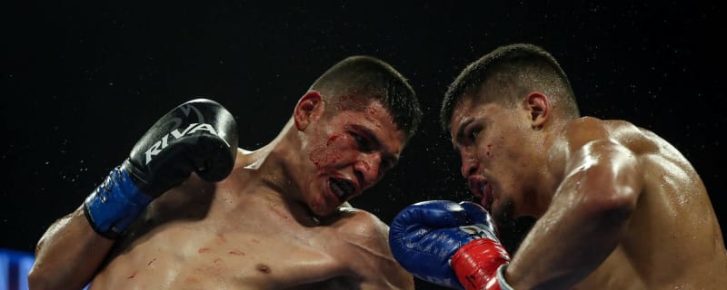 Zayas Dominates Teixeira In A One-Sided Unanimous Decision Win