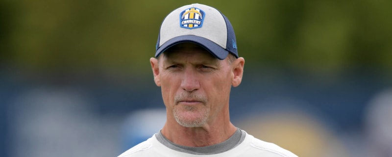 Former HC Ken Whisenhunt joins Alabama's staff as assistant
