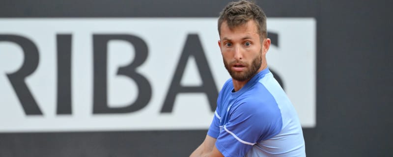 'It’s super frustrating,' French lucky loser Corentin Moutet disappointed after failing to capitalize on early lead against Novak Djokovic in Italian Open