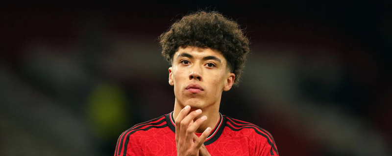 ‘What I like about him’ – MUTV pundits impressed by latest Manchester United debutant