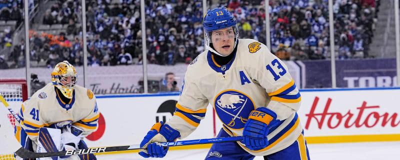 Veteran defenseman Mark Pysyk signs in Finland
