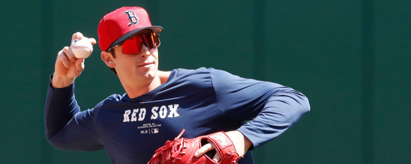 Red Sox first baseman facing lengthy absence