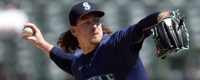 Mariners DFA reliever acquired earlier this season