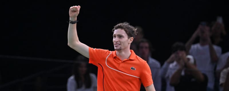 'Don’t understand why they did it,' Carlos Alcaraz slams Paris Masters organizers for ‘fast’ courts after shocking defeat to Ugo Humbert