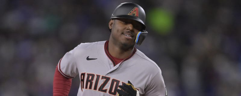 Mariners trade Kyle Lewis to Diamondbacks