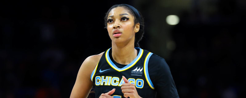 NBA Fans Are Mesmerised With Chicago Sky&#39;s Big 3