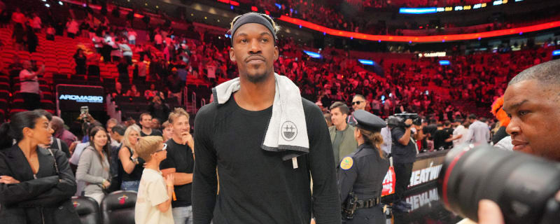 Jimmy Butler mega trade to Warriors now official