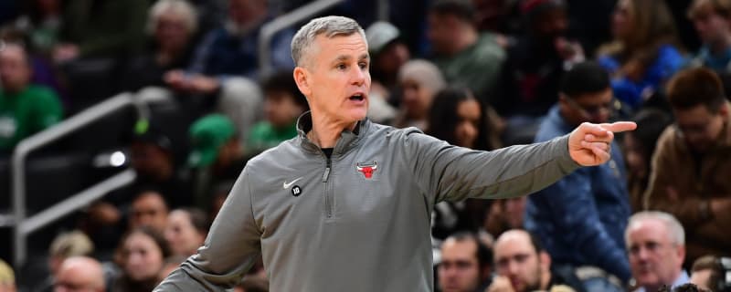 Report reveals statuses of Bulls' Donovan, front office amid struggles