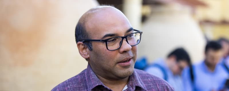 Ex-Giants GM joins rival team after his firing