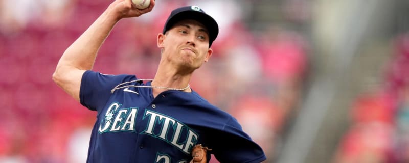 Robbie Ray, Luke Weaver ejected after bizarre national anthem standoff