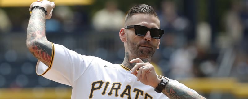 40-year-old star makes his return to WWE show after getting snubbed following whiny rant against the company