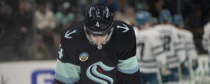 NHL Insider links Edmonton Oilers to familiar face even after rejected contract offer this off-season