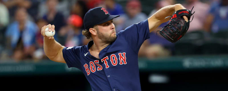 Look of the Day 8/7: Fade Kutter Crawford against the Royals