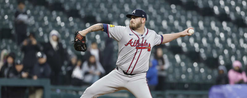 Braves reunite with veteran reliever after brief separation