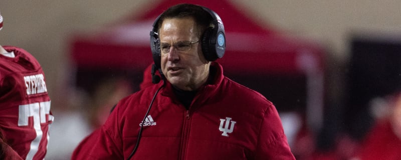 Rick Neuheisel Predicts Massive Upset in First Round of College Football Playoff